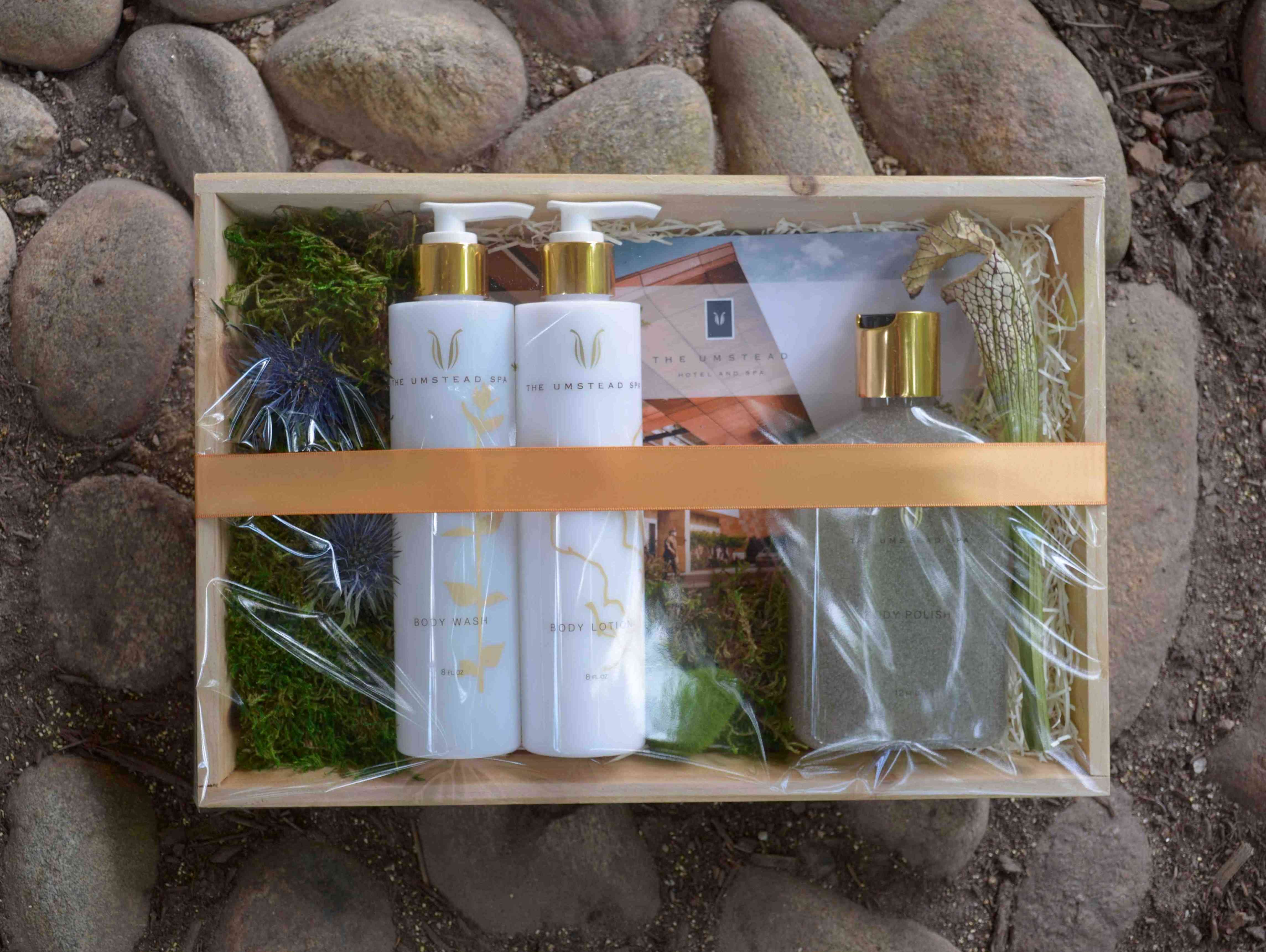Signature Three Piece Spa Gift Box