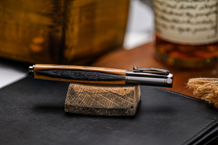 Roots & Jones Kentucky Bourbon Barrel Pen